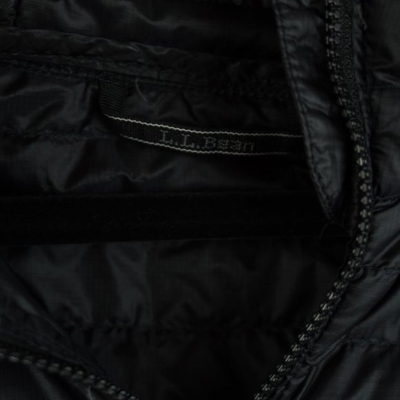 LL Bean Black Quilted Downtek Water Repellent Lightweight Hooded Jacket - Picture 4 of 7